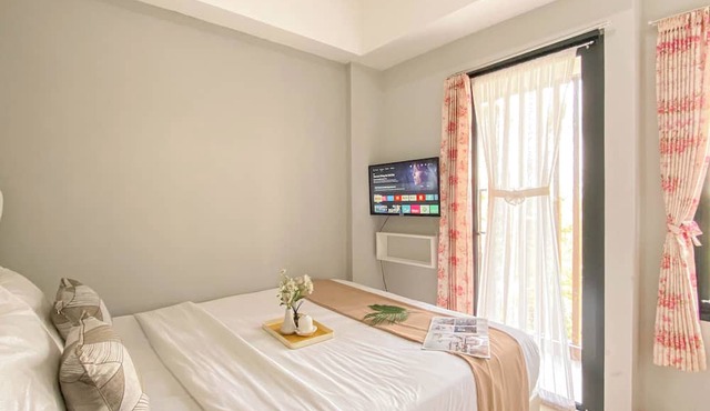 Cozy 1BR without Living Room at Royal Heights Apartment