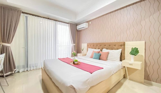 Homey Studio Apartment at Beverly Dago in Bandung
