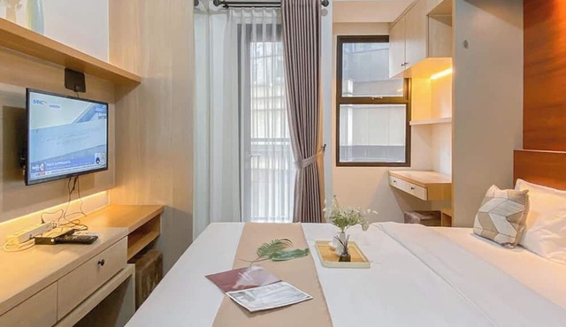 Good Place and Cozy Studio at Transpark Cibubur Apartment