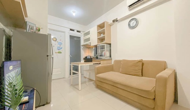 Good Deal and Comfy 2BR Apartment Green Pramuka City