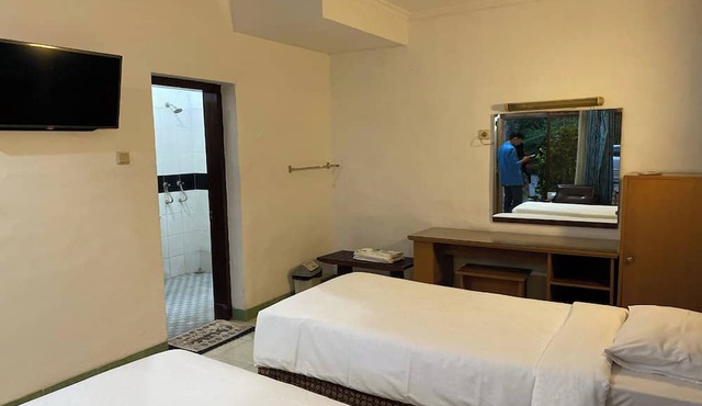 Hotel Lestari