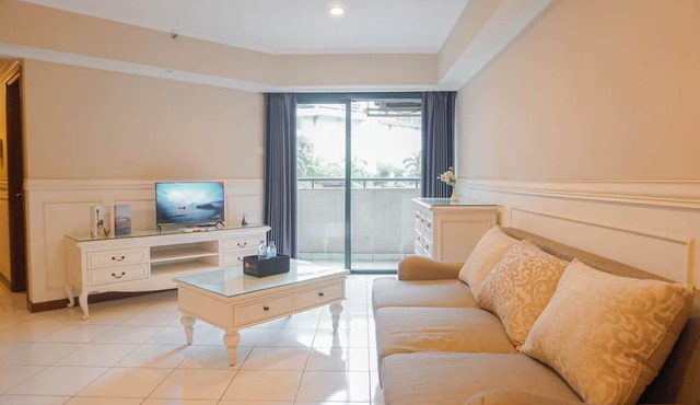Spacious And Luxury 3Br At Sudirman Tower Condominium Apartment
