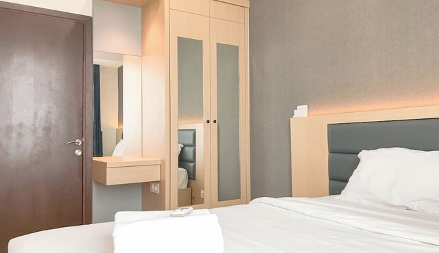 Good Deals And Relaxing 2Br At Grand Sungkono Lagoon Apartment