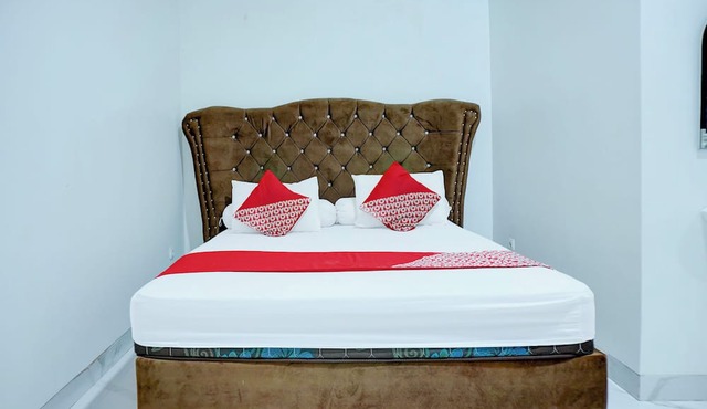 Capital O 94491 Family Homestay