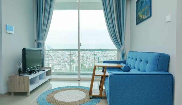 Elegant And Spacious 1Br At Citralake Suites Apartment