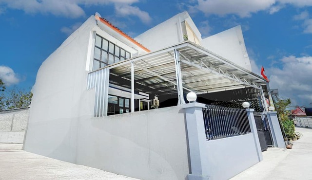 Hotel O MIOXIO Syariah Kost