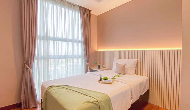 Spacious And Homey 2Br Apartment With Private Lift At The Kencana Residence