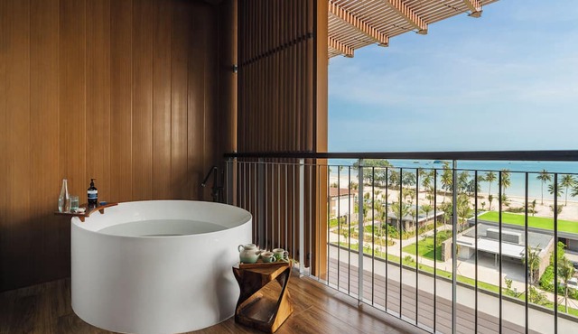 Hotel Indigo Bintan Lagoi Beach by IHG