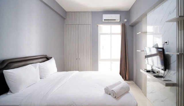 Clean And Good Location Studio At Bale Hinggil Apartment