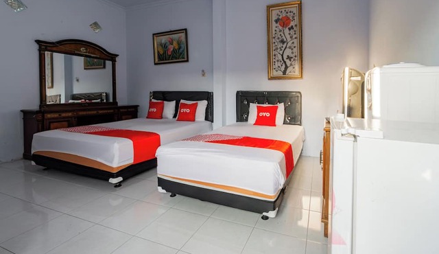 OYO 93976 Maluku Guest House