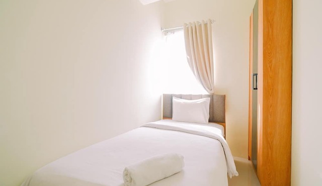 Warm And Cozy Living 2Br Bogorienze Apartment