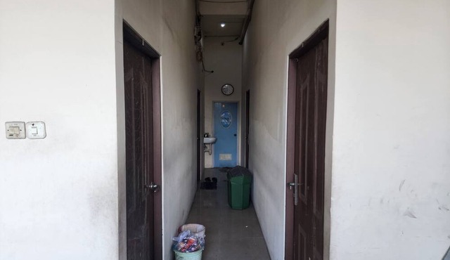 OYO 93863 Dv Homestay Syariah Genteng