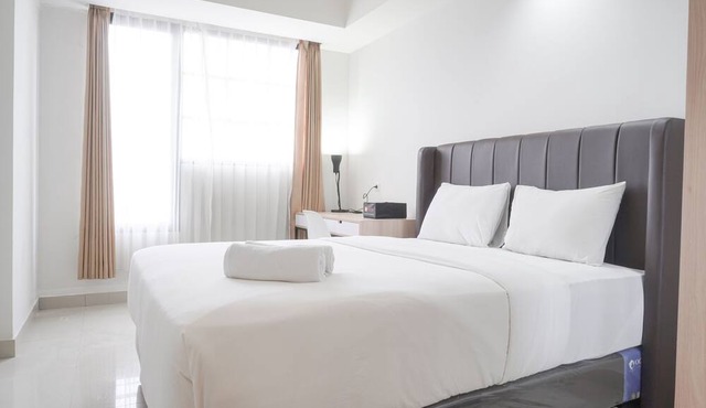 Comfy Studio Apartment At Evenciio Margonda in Depok