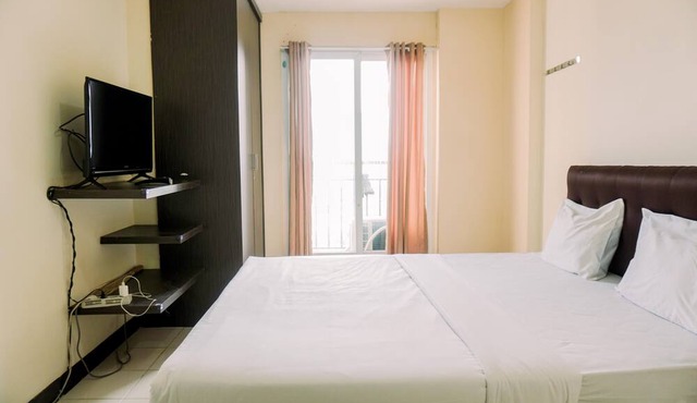 Comfort And Homey Studio At Sunter Park View Apartment