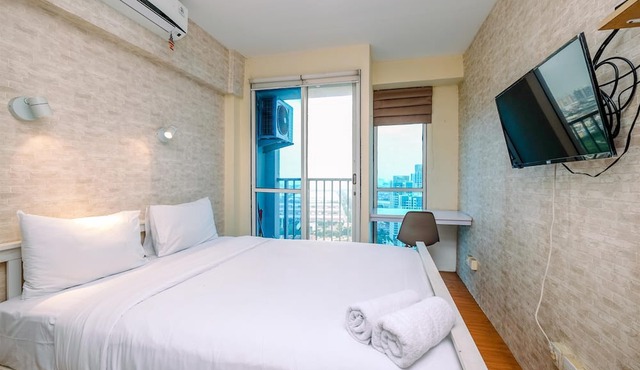 Minimalist Studio With Great City View At Tifolia Apartment