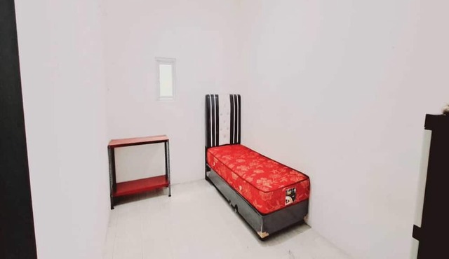 SPOT ON 93722 Shannhay Guest House Syariah