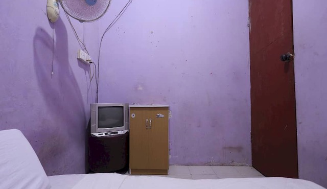 SPOT ON 93276 Fendi 2 Homestay SyariahNearPelabuhan Feri Batam Centre