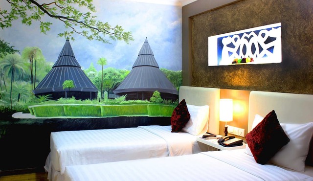 Amos Cozy Hotel & Convention Hall