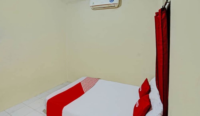 OYO Life 93058 Kos Subur