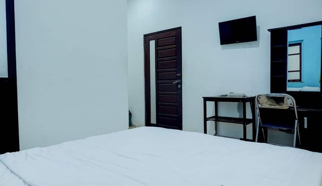 Hotel O Wisma Padi Syariah PanyipatanNearWisata Gunung Birah in Banjarbaru