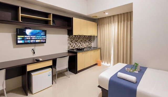 Urban Cozy Studio At Apartment Skyland City Jatinangor in Sumedang