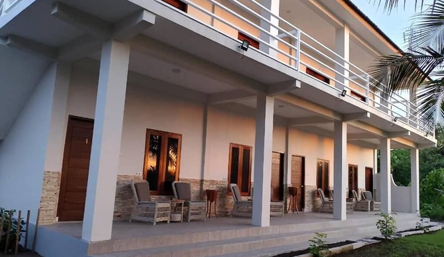 Mama Nings Beach Hotel
