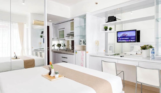 Minimalist And Homey Studio Apartment Taman Melati Margonda