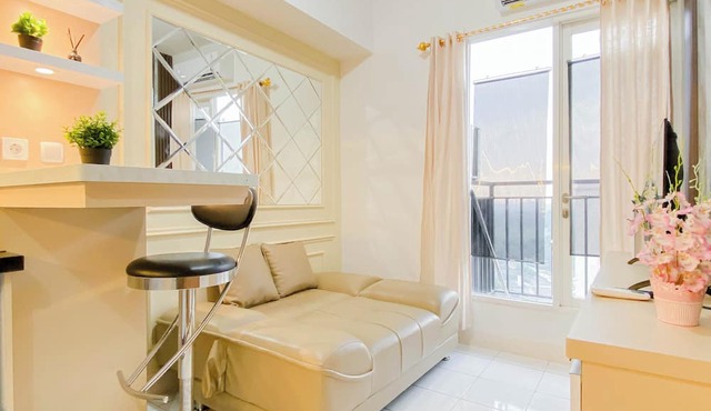 Comfortable And Decent 2Br At Apartment Podomoro Golf View