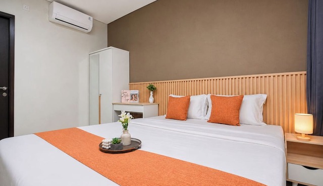 Roomy Urban Living In 3Br At Apartment Nifarro Park