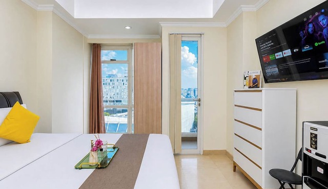 Strategic Location Studio For 2 Pax At Menteng Park Apartment