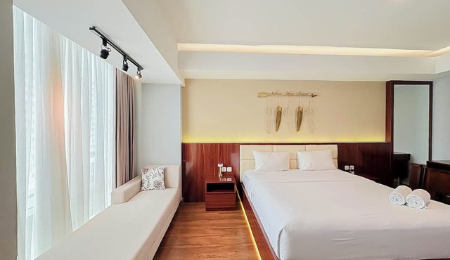 Classic Wooden Touch Studio Room At Apartment Mataram City
