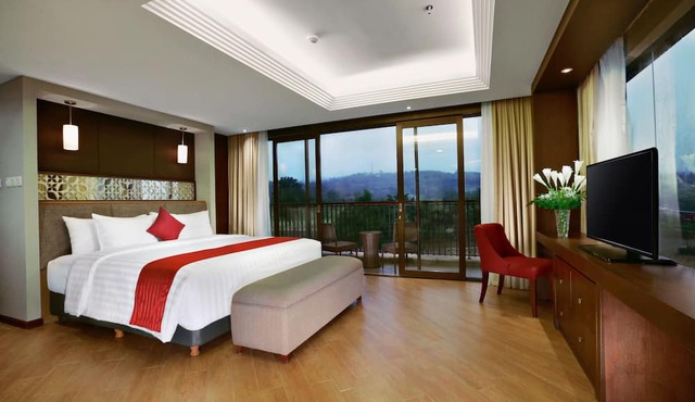 Aston Sentul Lake Resort & Conference Center
