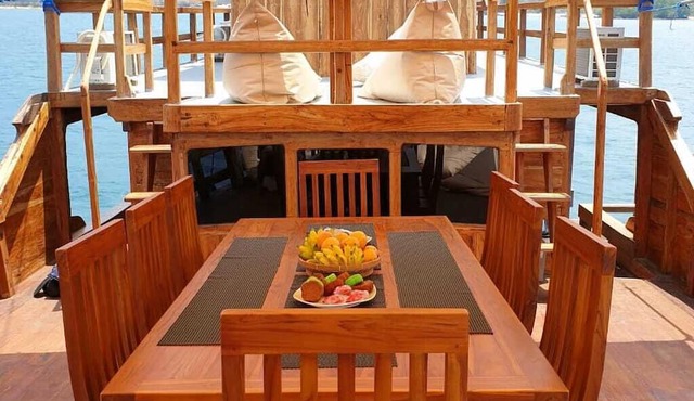 Komodo Cruise Boat