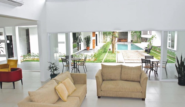 Ampera Avenue Residence