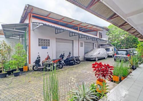 Ari Gusti Residence in Dalung