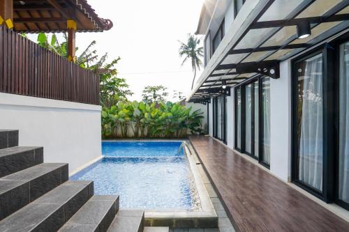 The Lavana Signature Greenkhaza Villa Jogja