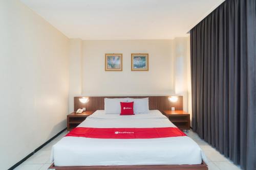 RedDoorz Plus at edOtel Malang in Betek