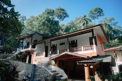 Bugis Inn in Bukit Lawang