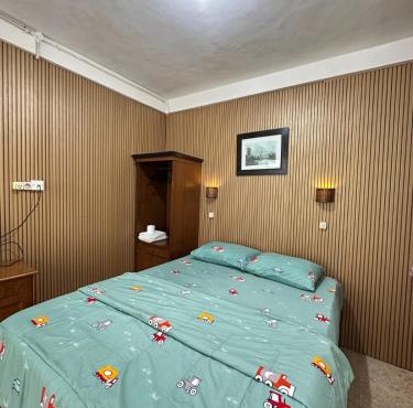 Enny's Guest House in Malang