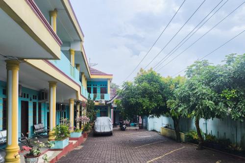 RedDoorz at Penginapan Fergael in Sinaksak