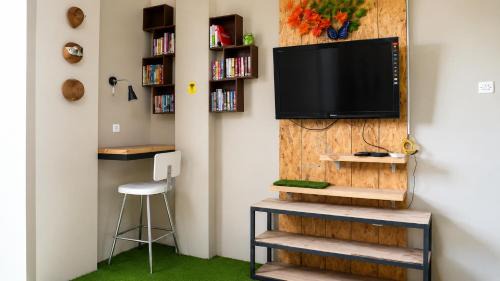 Nusantara Tajur Bogor Hostel By Reccoma