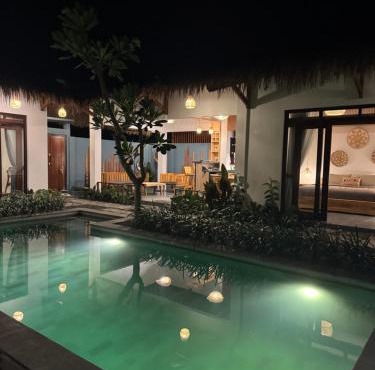 SinCity Tropical private pool villa