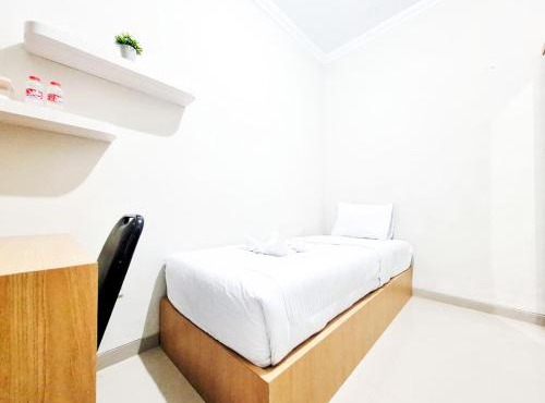 Nisrina Syariah Homestay & Kost Putri Kaliurang RedPartner