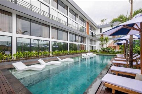 Sunset Avenue Apartment in Legian