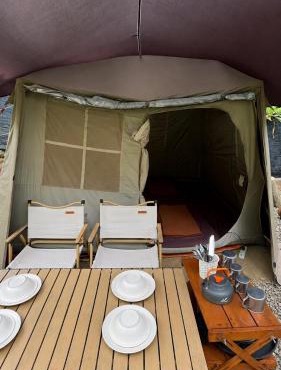 serlok glamping river side