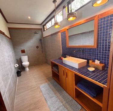 Ombak Biru Resort in Tuapejat