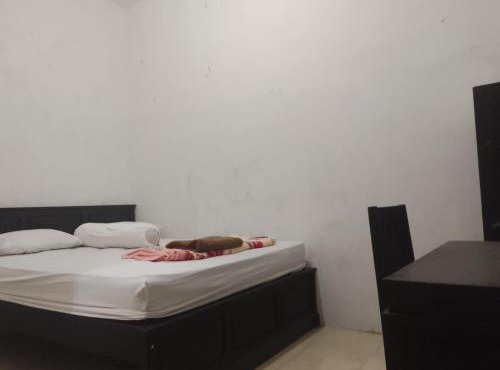 Griya Sarah Backpacker Homestay by Bias