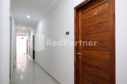 Hotel Andono near YIA Mitra RedDoorz in Yogyakarta