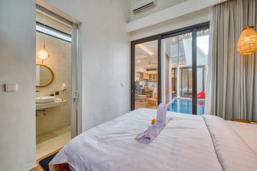 Trendy 2 Bedroom Villa close to Canggu & Seminyak in Kerobokan