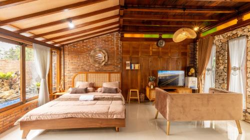 Villa Kaluna - 3 Bedroom Javanese Villa in Kaliurang